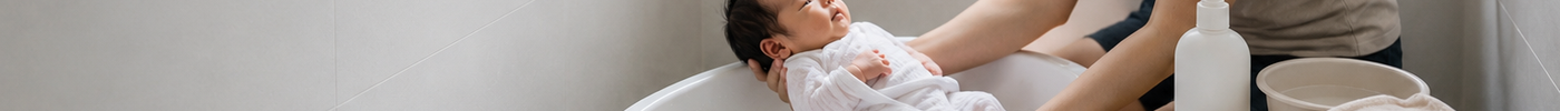 Newborn Bathing Guide Singapore: Step-by-Step Routine, Safe Products, and HDB Tips
