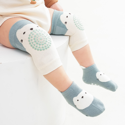 CARTOON KNEE COVER AND SOCK SET anti slip crawling protector soft cotton hosiery (Infant Safety Suit)